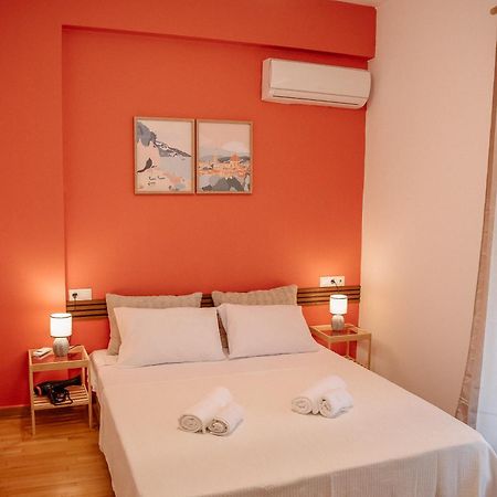 Apartamento 3Cs Athens Ampelokipoi Comfy Flat Ft Patio Airport Direct Day N Night Exterior foto