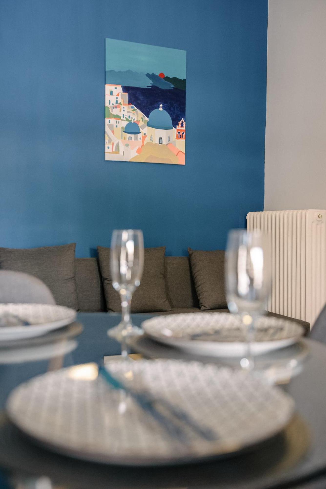 Apartamento 3Cs Athens Ampelokipoi Comfy Flat Ft Patio Airport Direct Day N Night Exterior foto
